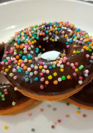 ચોકો ડોનટ (Choco Donut Recipe in Gujarati) રેસીપી મુખ્ય ફોટો