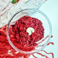 A picture of Beetroot halwa.