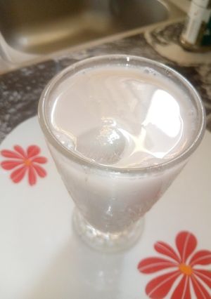 A picture of Kunun Zaki (guinea corn drink).
