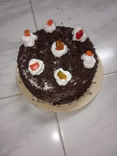 ब्लैक फॉरेस्ट केक(Black forest cake recipe in Hindi) रेसिपी मुख्य फोटो