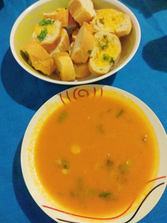 Una foto de Súper fácil y deliciosa Sopa de tomate con papa 🍅🥔