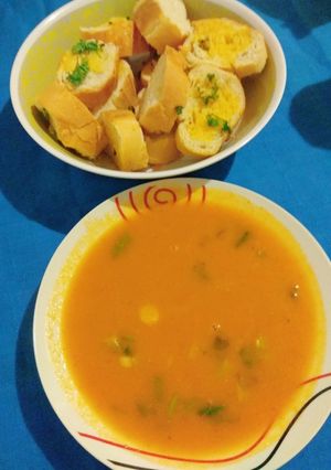 Una foto de Súper fácil y deliciosa Sopa de tomate con papa 🍅🥔
