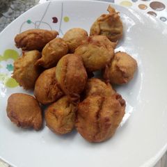 A picture of Banana Fritters.