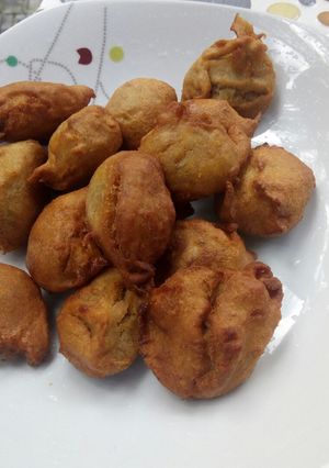 A picture of Banana Fritters.