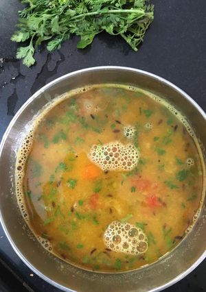 દાળ (Dal Recipe In Gujarati) રેસીપી મુખ્ય ફોટો