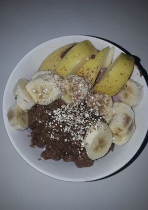 Una foto de Gachas o porridge de avena con chocolate