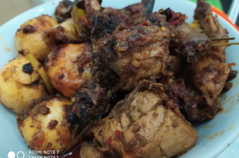 Resep Ayam dan turunannya aka telor masak bumbu rendang praktis Yang Enaknya Kebangetan