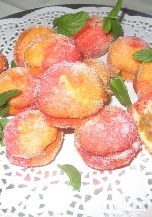 O poză a rețetei Fursecuri 🍑 Piersici 🍑 umplute cu nuca și gem de piersici.