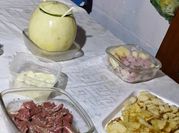 Una foto de bebidas con alcohol de melón