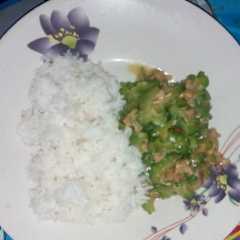 รูปของ Oseng pare tempe semangit