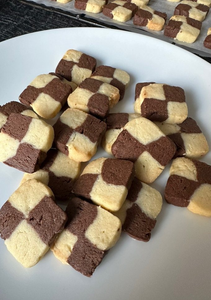 A picture of Checkerboard Sablé (Shortbread) Cookies.