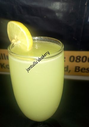 A picture of Sweetmelon lemonade.