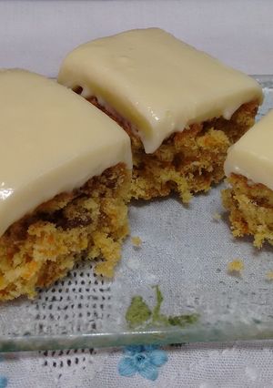 Una foto de Torta de zanahoria y nuez
