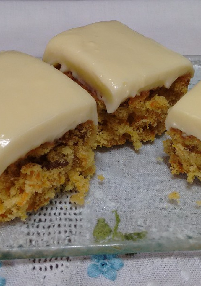 Una foto de Torta de zanahoria y nuez