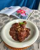 Đùi Gà Sốt Hành Tây với Chocolate