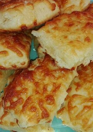 Gyors sajtos pogácsa recept fotója