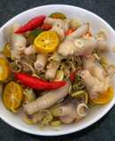 Chân gà ngâm sả tắc