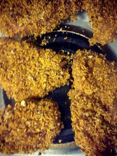 A picture of honey pecan chicken.