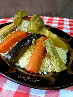 Una foto de Cuscus de carne de ternera y siete verduras