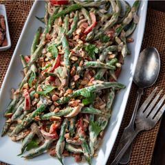 A picture of Creamy Asian Green Beans.