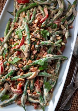 A picture of Creamy Asian Green Beans.