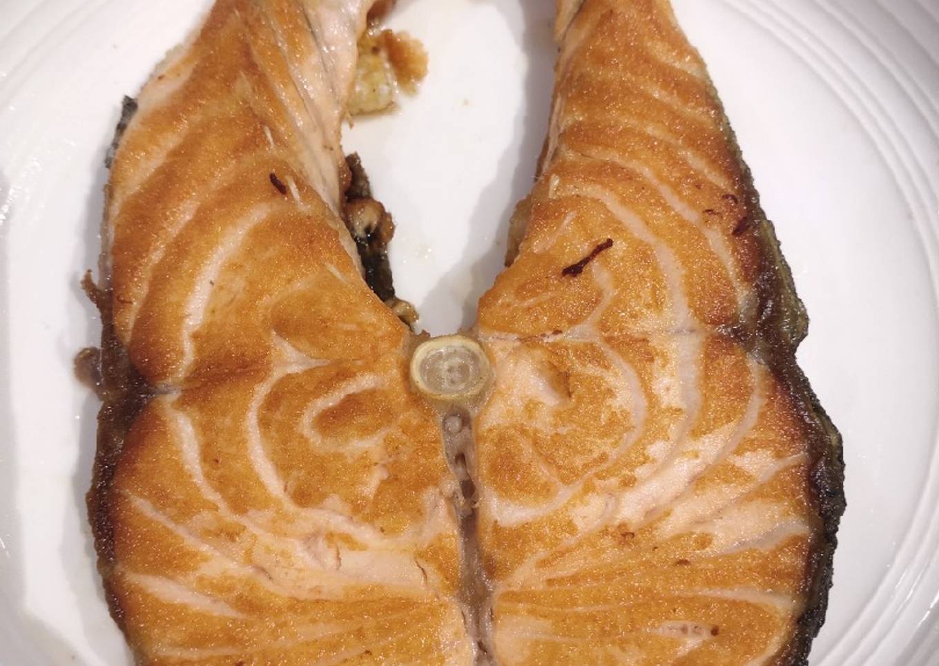 Simply Fried Salmon
