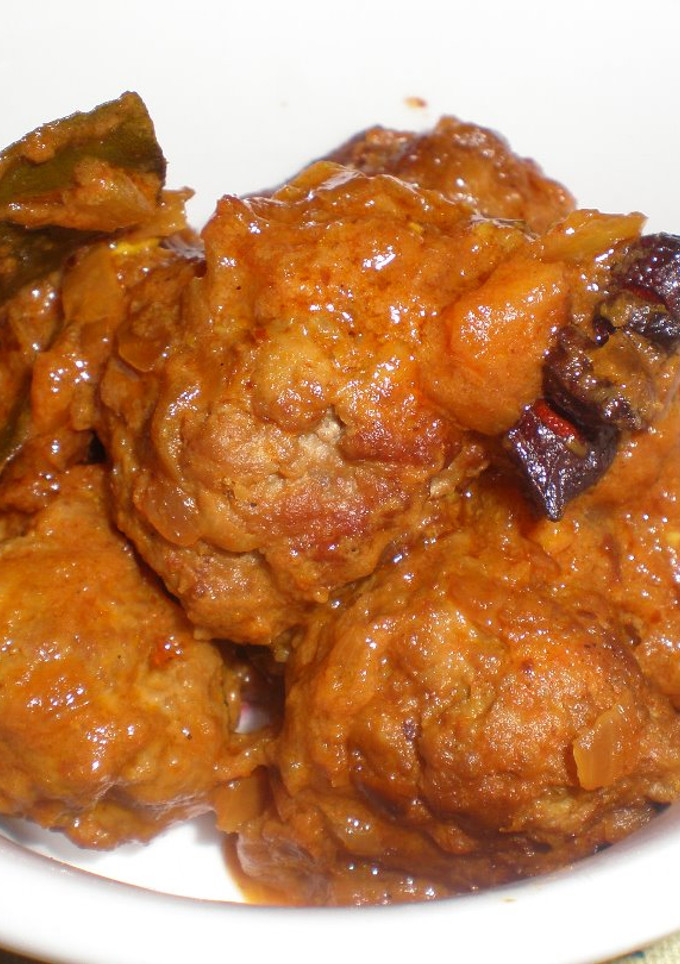 Una foto de Curry de albóndigas de Kerala