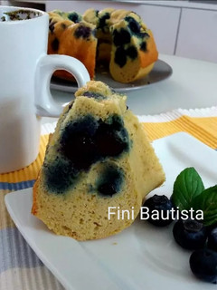 Una foto de Bizcocho de arándanos saludable (sin gluten)