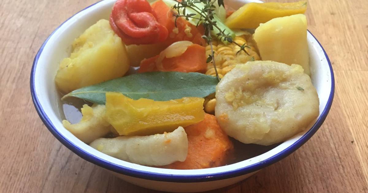 Jamaican Saturday soup with spinners and sinkers 🌱 Recipe by Rachel