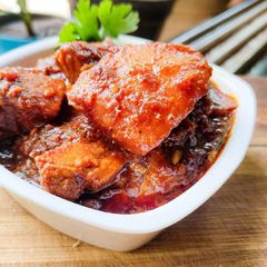 A picture of Grandpa Style Chicken Qorma.