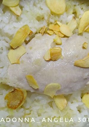 A picture of Simple Hainanese Chicken in Rice Cooker.