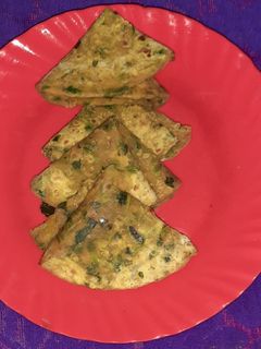 মেথি পরোটা(methi porta recipe in Bengali) রেসিপির প্রধান ছবি
