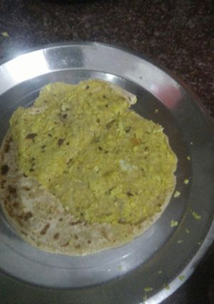 A picture of Gobhi paratha.