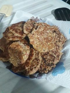 Una foto de Tortitas de avena y atún