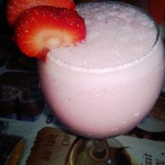 A picture of Strawberry Milkshake.