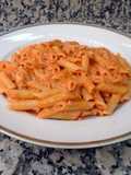 Penne al baffo o macarrones al bigote
