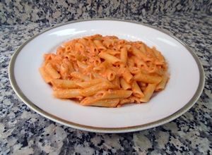 Foto principal de Penne al baffo o macarrones al bigote