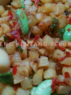 Foto resep Sambel Goreng Kentang Telur Puyuh Pete