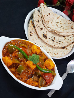 कड़ाई पनीर (kadai paneer recipe in Hindi) रेसिपी मुख्य फोटो