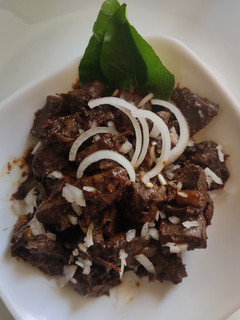 ஆட்டு ஈரல் வறுவல் (Aattu eeral varuval recipe in tamil) செய்முறை முக்கிய புகைப்படம்