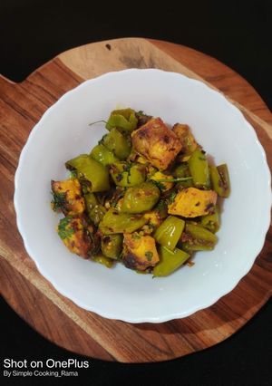 A picture of Chilli Pepper Paneer.