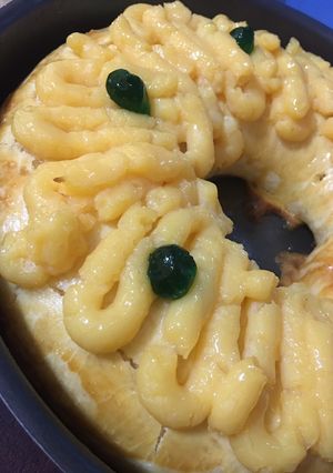Una foto de Rosca rellena de pastelera
