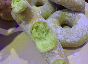 Gambar Donut Pandan wangi 💚