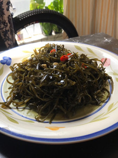 涼拌海帶絲 的食譜成品照片