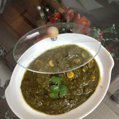 A picture of Spinach corn vegetable.