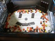 A picture of reeses pieces