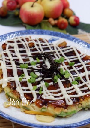 Hình của món Bánh Xèo Kiểu Nhật Okonomiyaki.