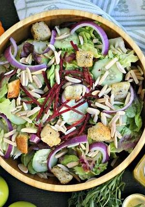 A picture of Sherry Herb Vinaigrette Salad Dressing.