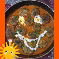 PALAK TIKKI with gravy A picture of PALAK TIKKI with gravy.