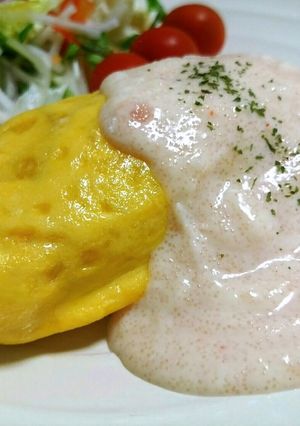 A picture of Omelet Rice with Mentaiko Cream Sauce.